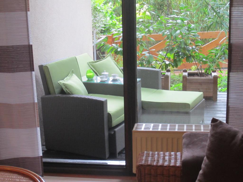 Fewo Im Studio Wintergarten คาลล์ชตัดท์ ภายนอก รูปภาพ